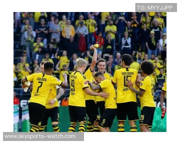 意甲精彩对决多特蒙德逆转曼城五球大胜引发全场狂欢