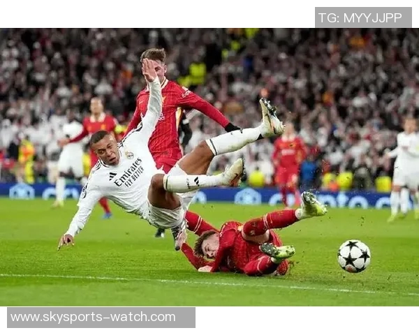 足总杯精彩对决皇马狂胜利物浦五球横扫全场引发热潮