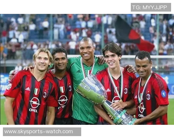 友谊赛精彩回顾AC米兰逆转拜仁上演帽子戏法引爆全场激情