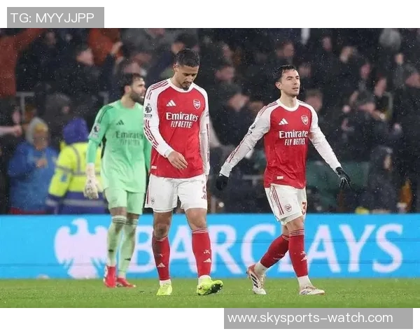 欧联杯激战阿森纳逆转热刺引发转会风波全场沸腾